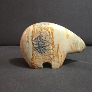 Picasso Marble Hand Carved 5 3/4" × 4" Zuni Style Bear.